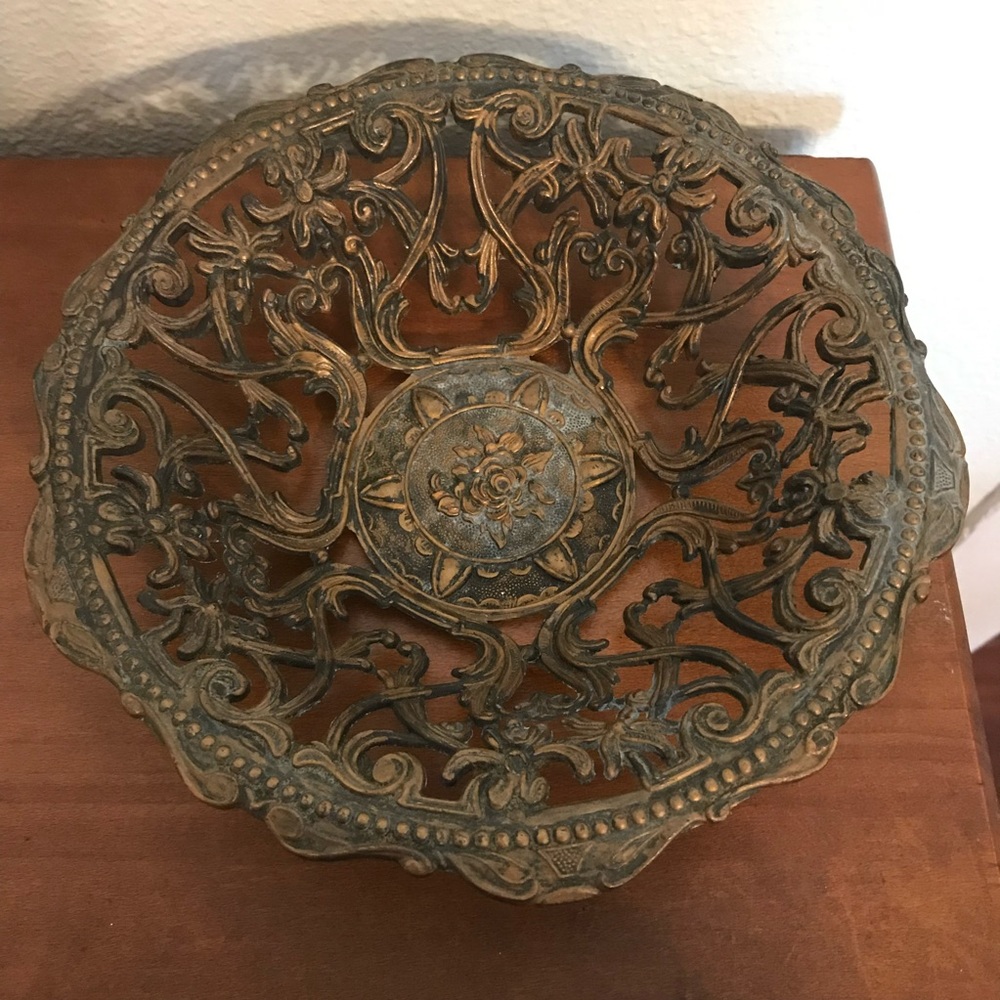 vintage Depose brass fruit bowl